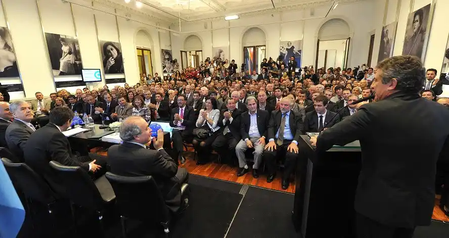 Realizarán 500 obras urbanas en la provincia por el plan “Mas Cerca” 