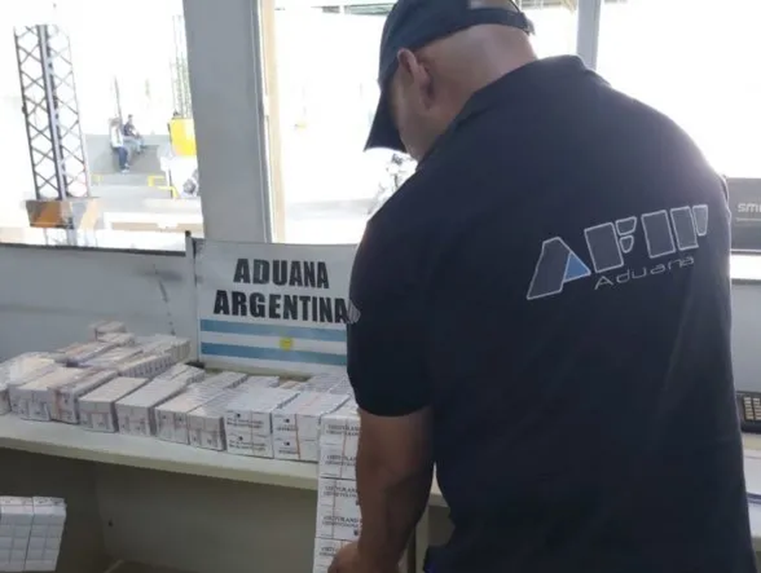 Aduana descubre el ingreso irregular de esteroides valuados en $3 millones