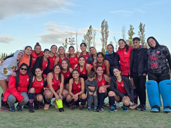 Hockey: Mitre se quedó con el duelo de sampedrinos por el Torneo de la AHO