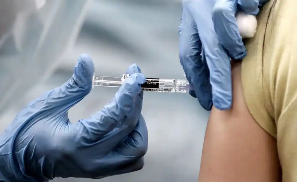 Detectan que más de 75 mil vacunados en provincia de Buenos Aires viven en CABA