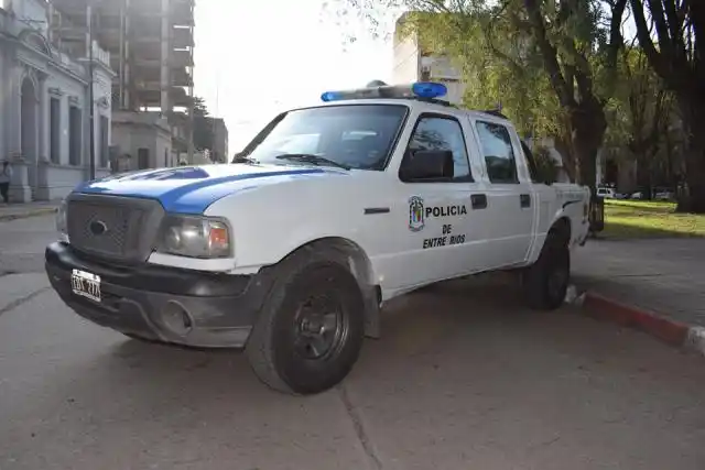 Dos detenidos por intentar vender elementos robados