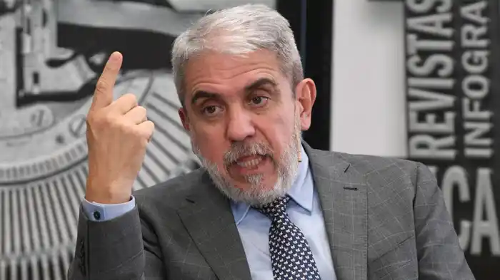 Aníbal Fernández dijo que los robos en comercios “no son espontáneos”