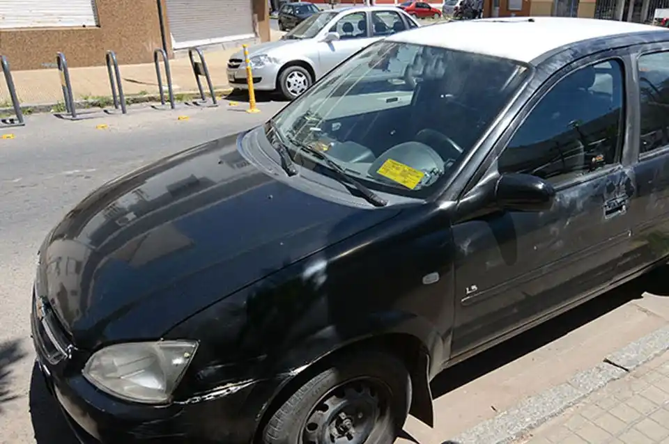 Violento asalto a una mujer taxista en barrio Barranquitas