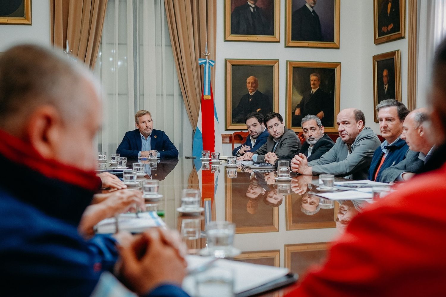 Frigerio recibió a integrantes de la Federación Entrerriana de Asociaciones de Bomberos Voluntarios