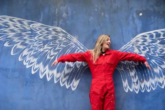 Mami Albañil: una instagramer que derriba prejuicios y enseña a construir con sus propias manos