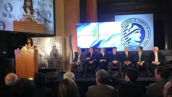 Cristina criticó a empresarios por el nivel de las inversiones