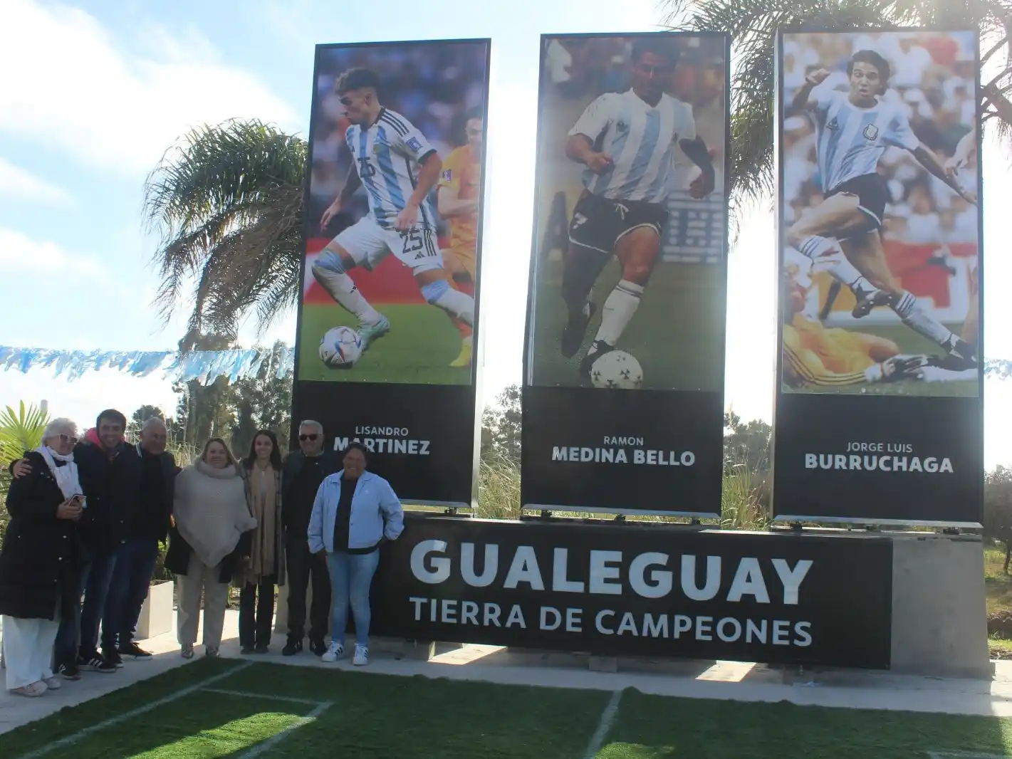 Gualeguay celebra a sus campeones mundiales con un homenaje en el acceso a la ciudad