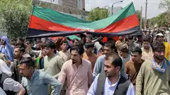 Manifestantes afganos desafiaron al poder talibán y hubo represión de los talibanes