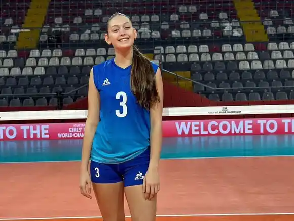 Mora Pampin fue citada para el Mundial U19 de Voley