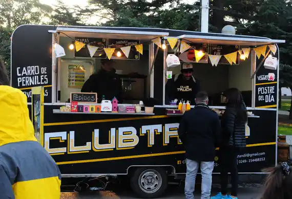Desde la asociación de food trucks piden poder volver a trabajar