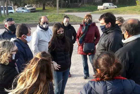Concejales se reunieron con vecinos por la toma de terrenos