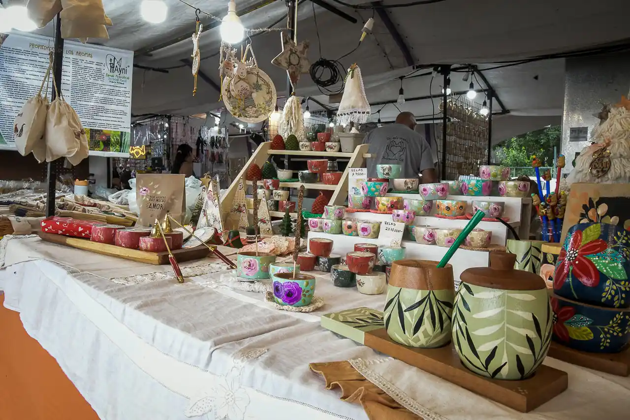 La feria navideña del puerto reúne a 250 emprendedores y estará abierta hasta este martes