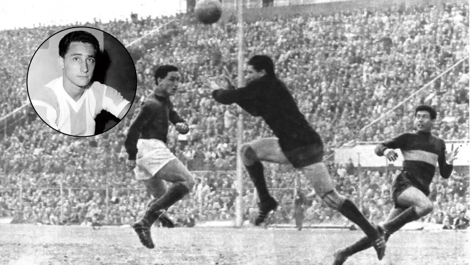 José Sanfilippo con la camiseta de la Selección Argentina y el recordado gol con el taco a Antonio Roma. El 1977 jugó en Banfield.