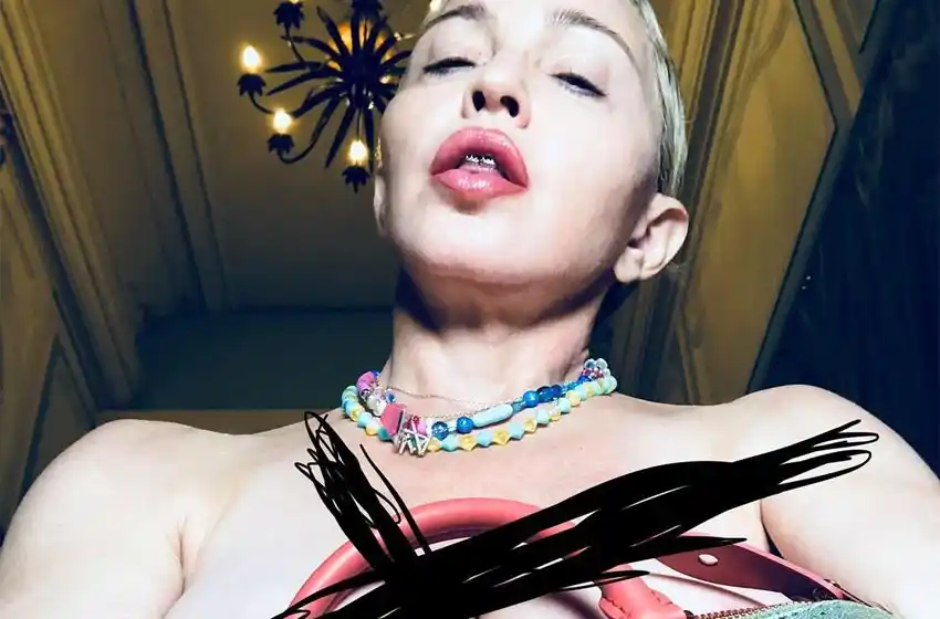 Madonna: topless, Louis Vouitton y polémica