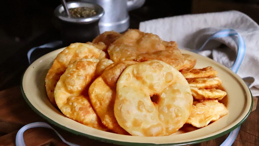 Cuánto sale hacer tortas fritas un día lluvioso en Gualeguaychú