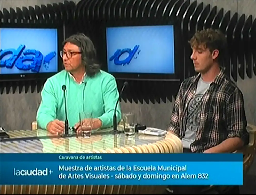 Integrantes de la Escuela Municipal de Artes Visuales presentan "Caravana de artistas" | L