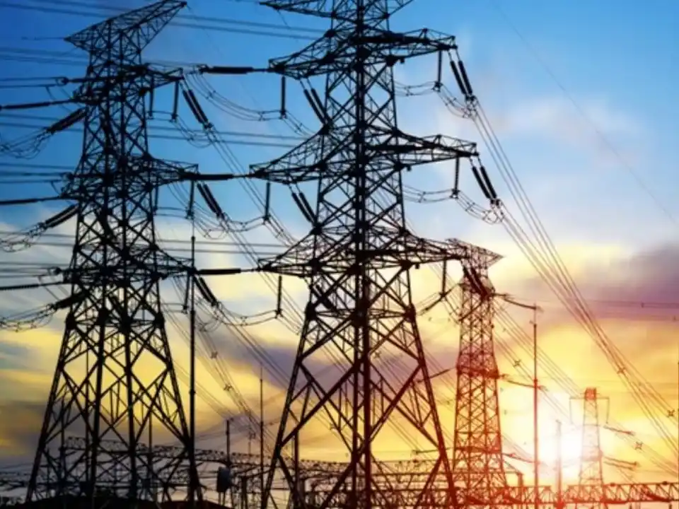 La expansión de la red eléctrica quedará en manos de capitales privados