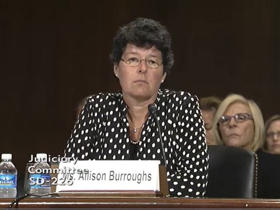 Una jueza bloqueó temporalmente el veto de Trump a los estudiantes
