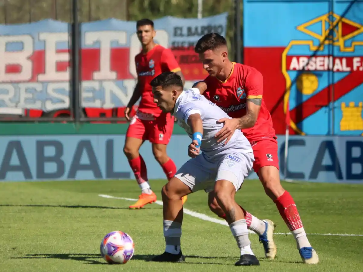 Godoy Cruz se impuso en Sarandí