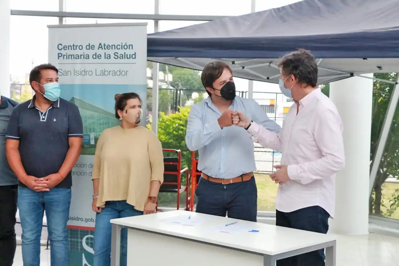 En salud “no hay que pensar partidariamente, hay que trabajar por el pueblo”, dijo Kreplak