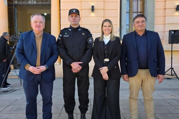 El senador Michlig encabezó la asunción del nuevo Jefe de la Unidad Regional XIII de San Cristóbal