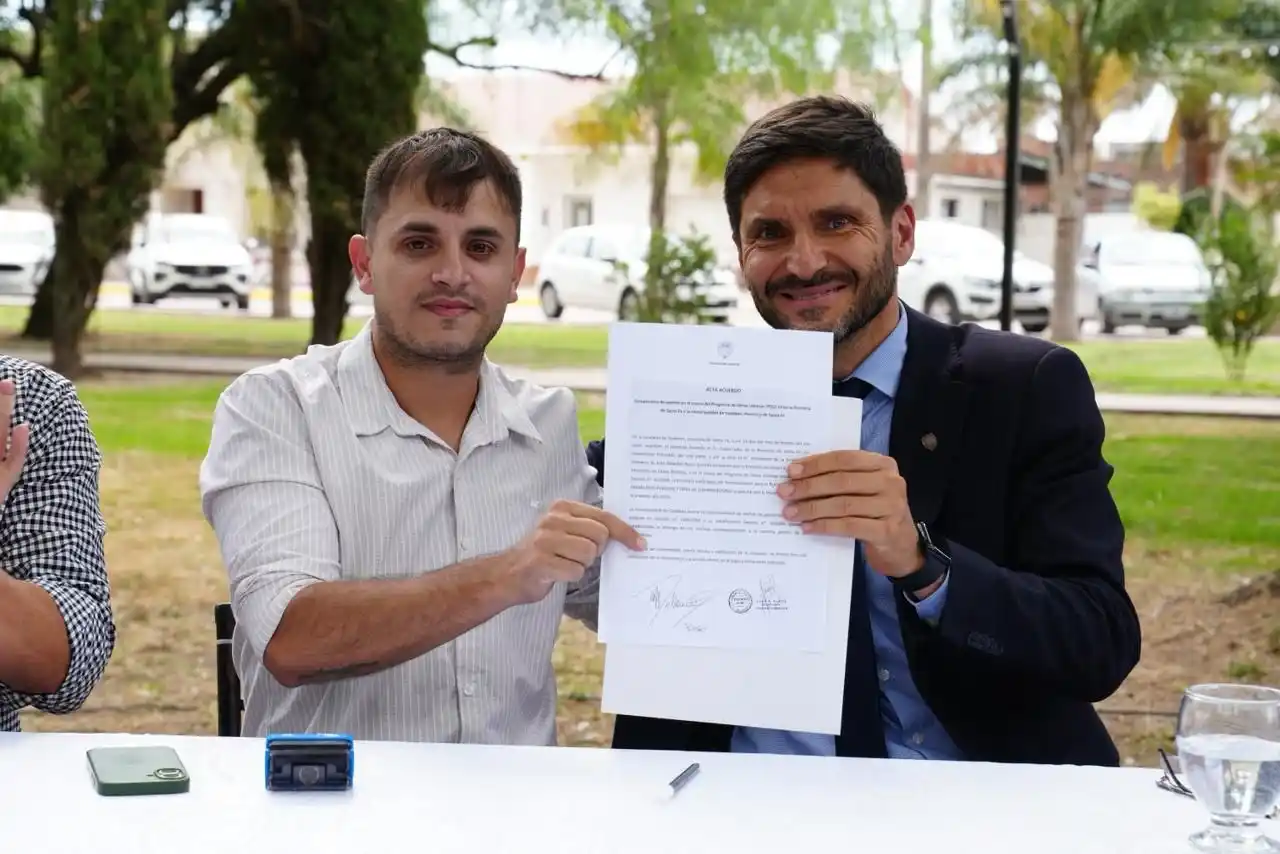 pullaro inauguración de escuelas - 3