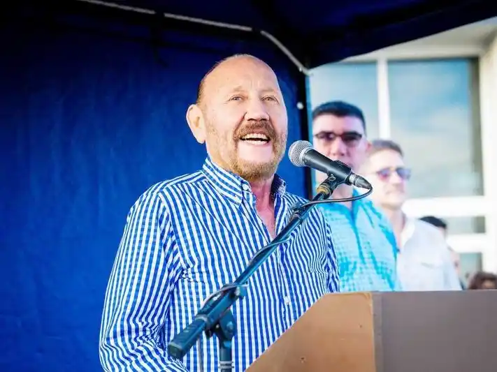 “El 29 se vota un proyecto no personas, por
eso voten la lista completa de la boleta azul”