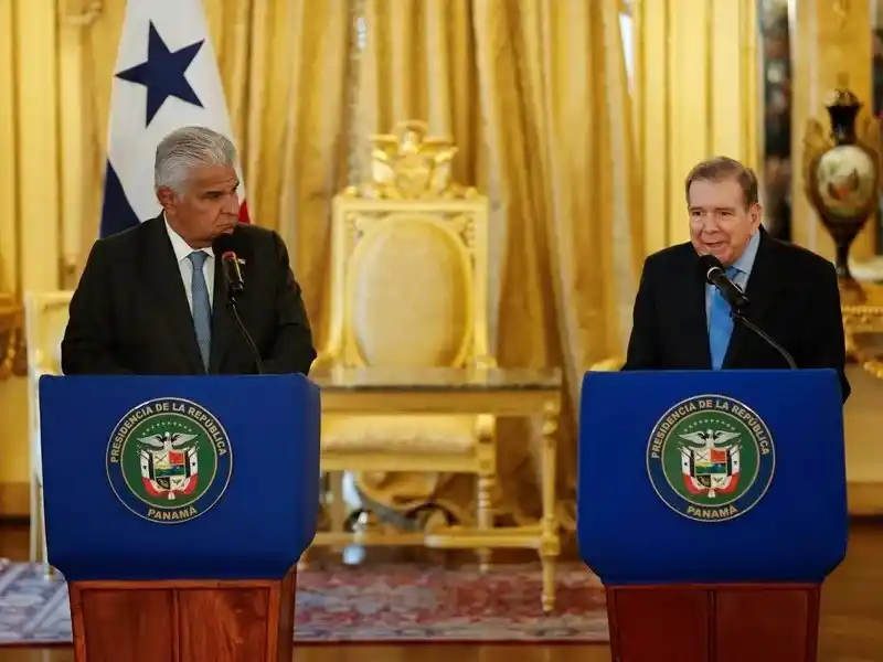 El presidente de Panamá, José Raúl Mulino, recibió a Edmundo González Urrutia.