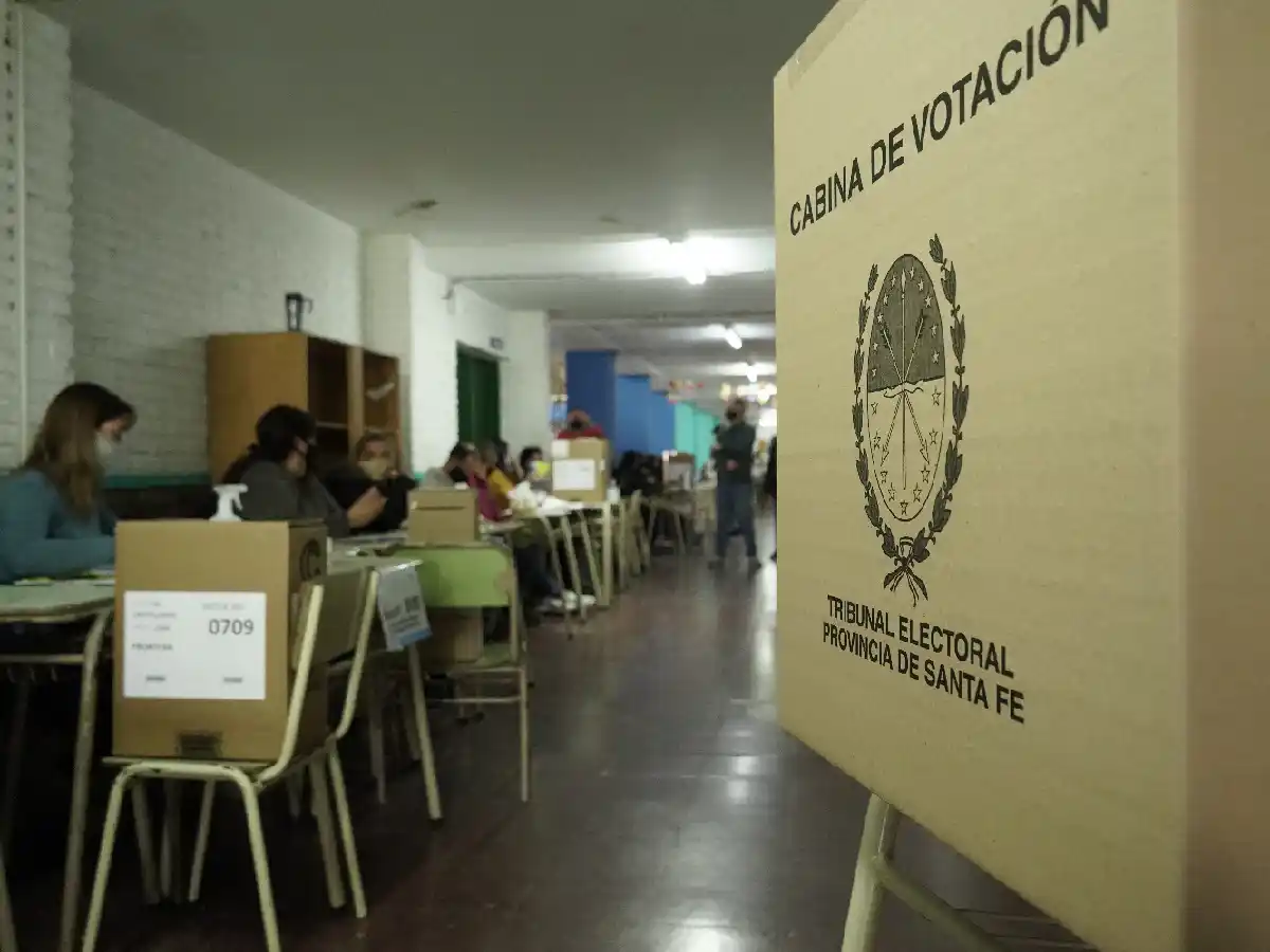 El domingo podrán votar quienes no lo hicieron en las PASO