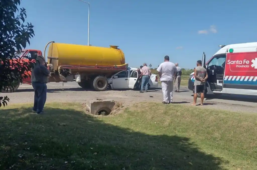 El tránsito se interrumpió totalmente por el siniestro.