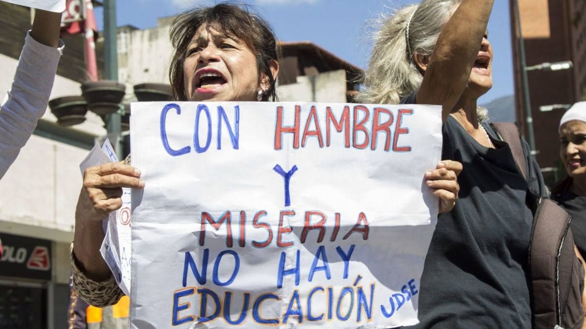 SUELDO PAUPÉRRIMO:   maestros solo pueden costear 2,8% del costo de sus alimentos (+Cifras)