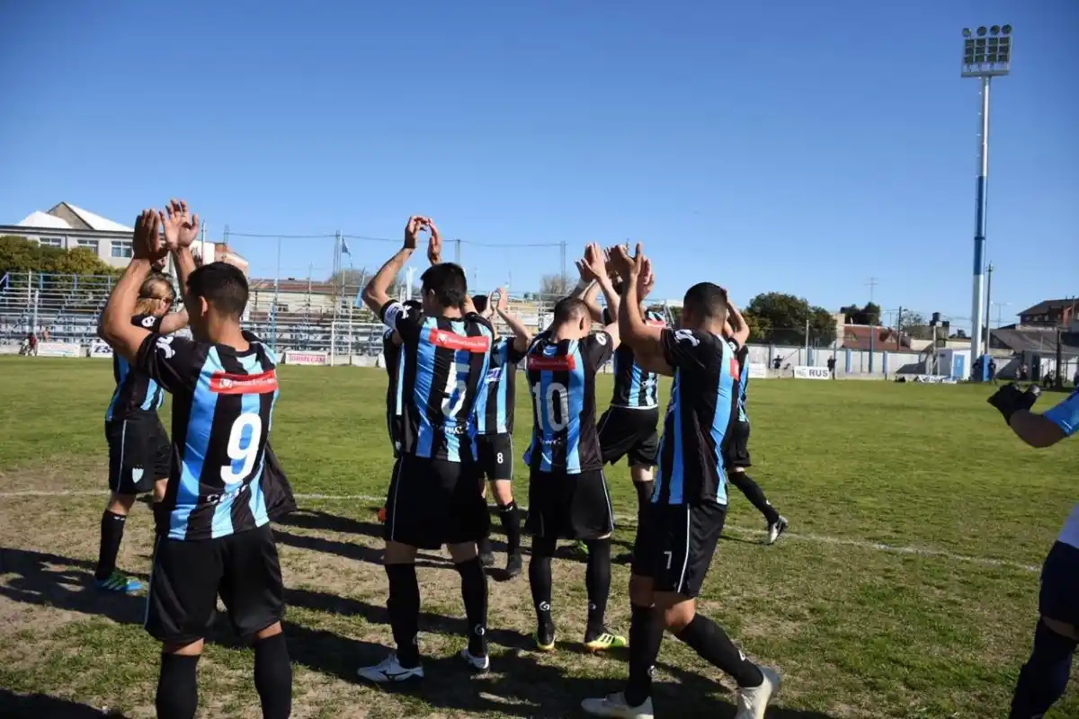 Juventud jugó un mal segundo tiempo y cayó en Ramallo
