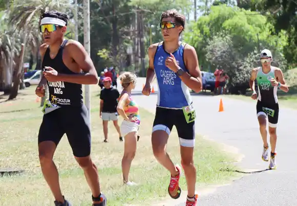 Hoy se corre la tercera fecha del Duatlón en Colonia Ayuí