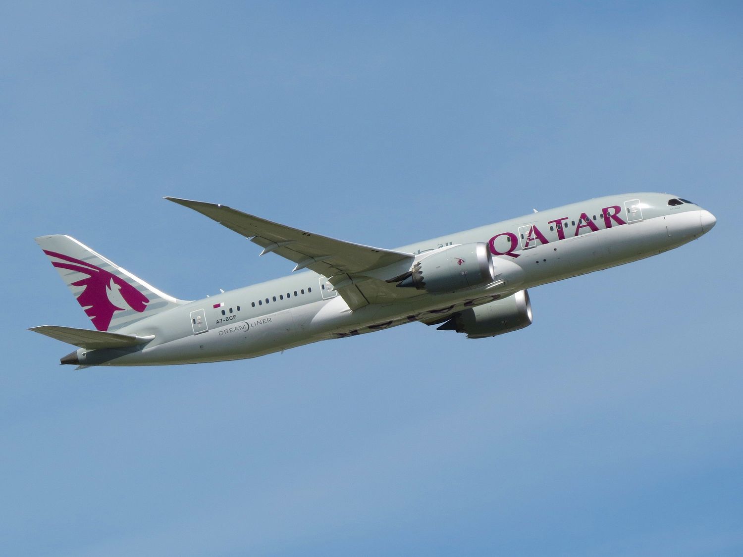 Qatar Airways inauguró sus vuelos estacionales a Málaga