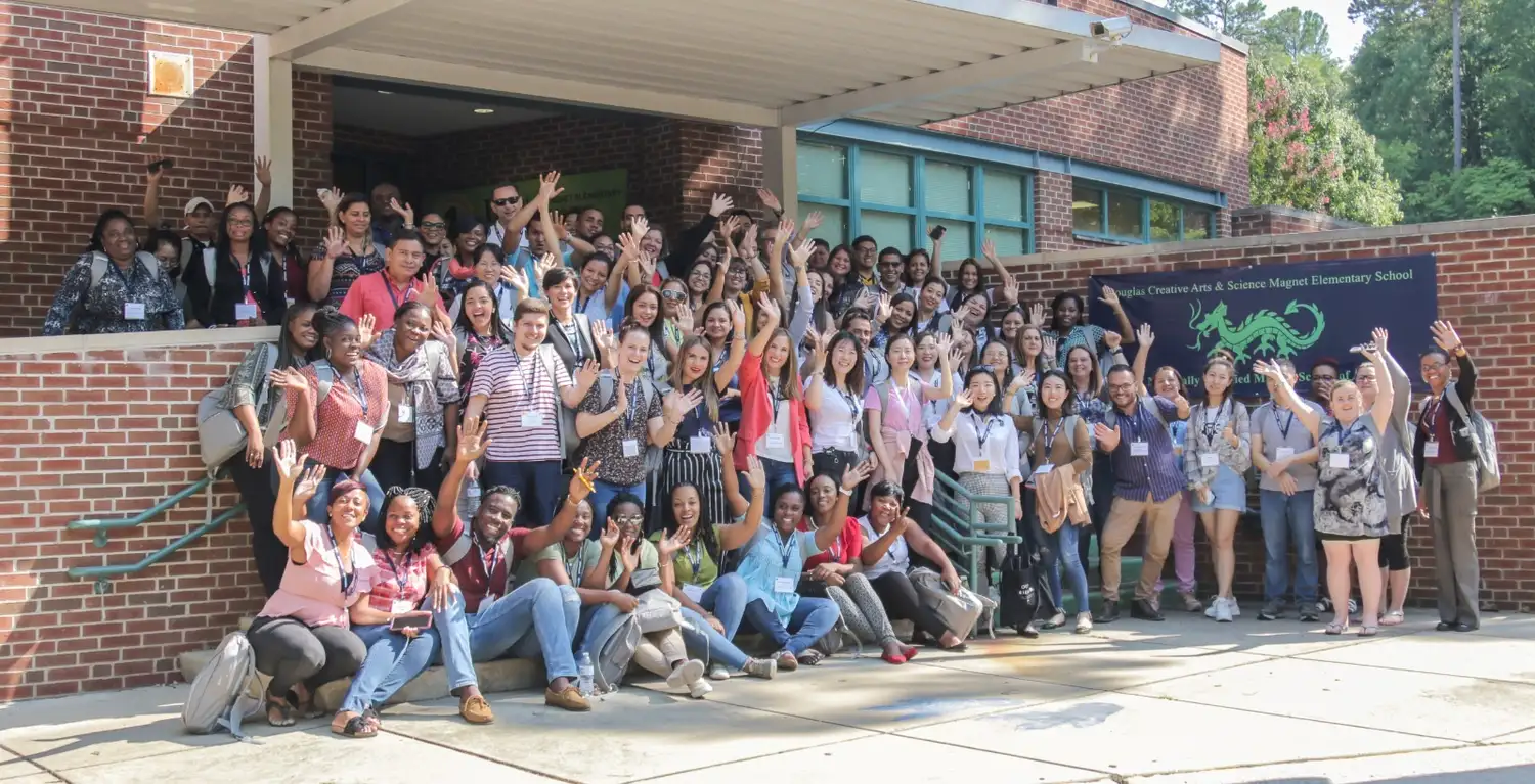 Cómo los docentes argentinos reinventan su carrera en el exterior