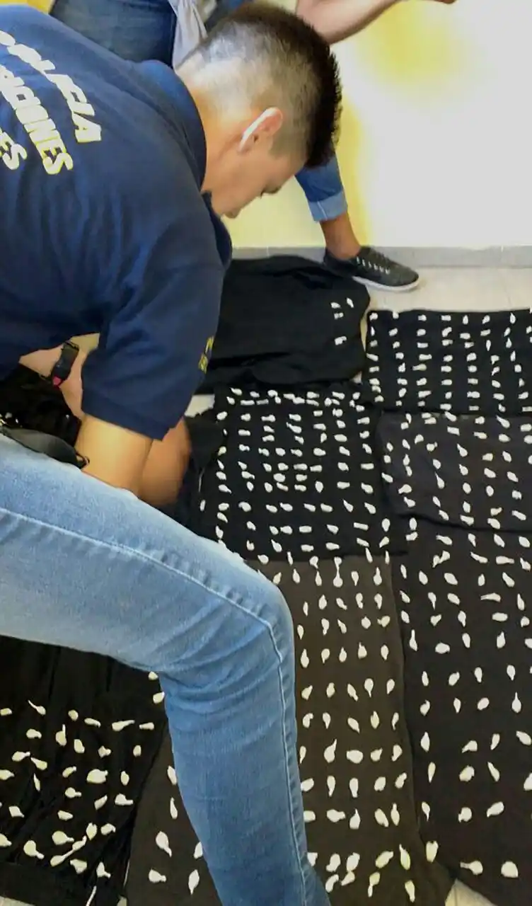 Cayeron "ciberdealers" en Villa Gesell: Tomaban pedidos de drogas por las redes