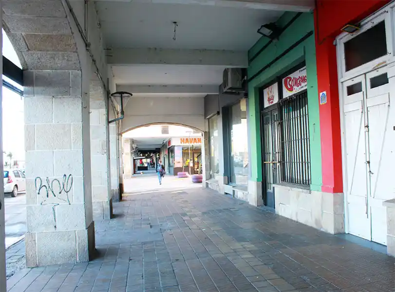 Comerciantes impulsan mejoras de la recova, entre 83 y 85