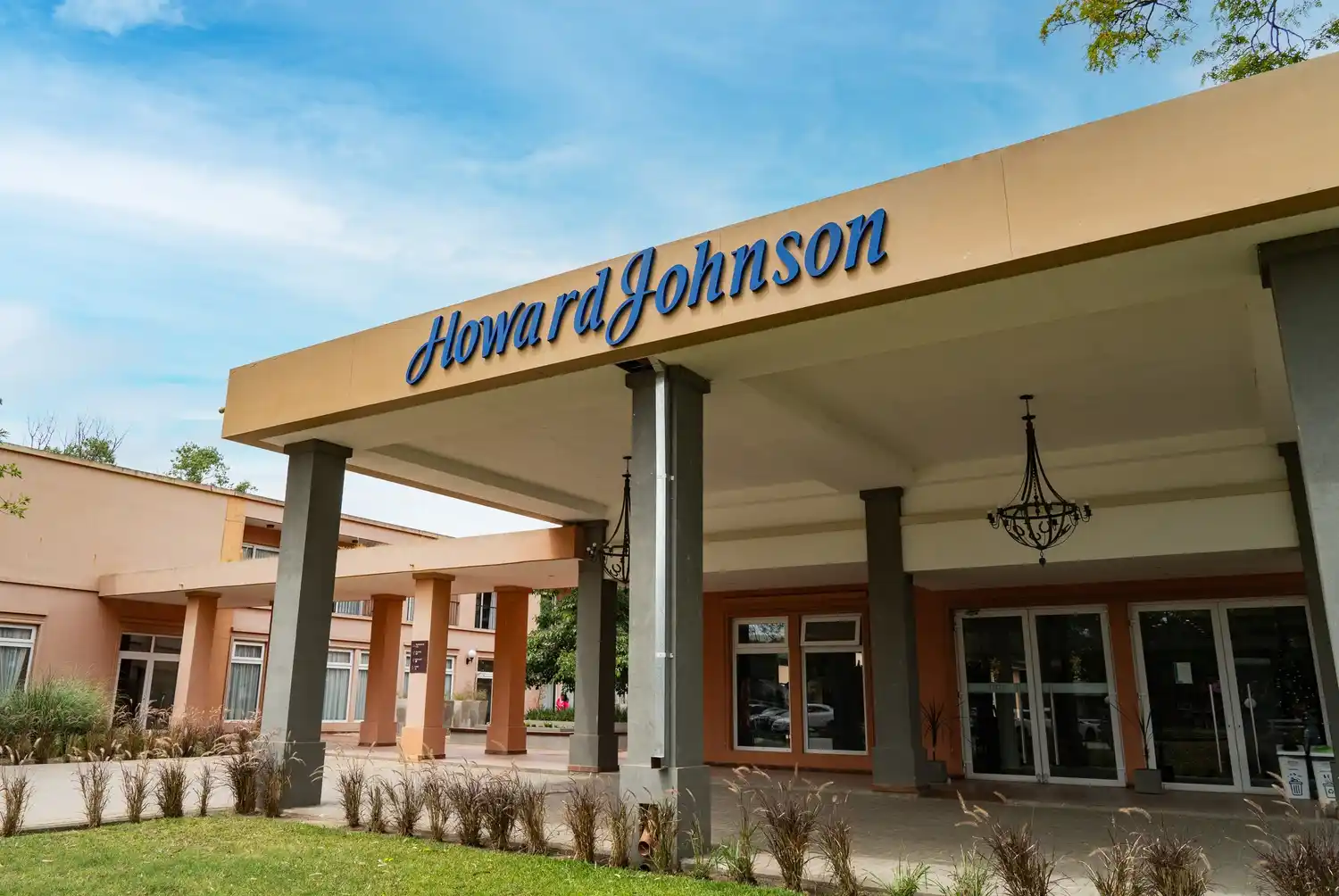 Concierto de la Orquesta Juvenil “Alberto Ginastera” en el Hotel Howard Johnson Chascomús