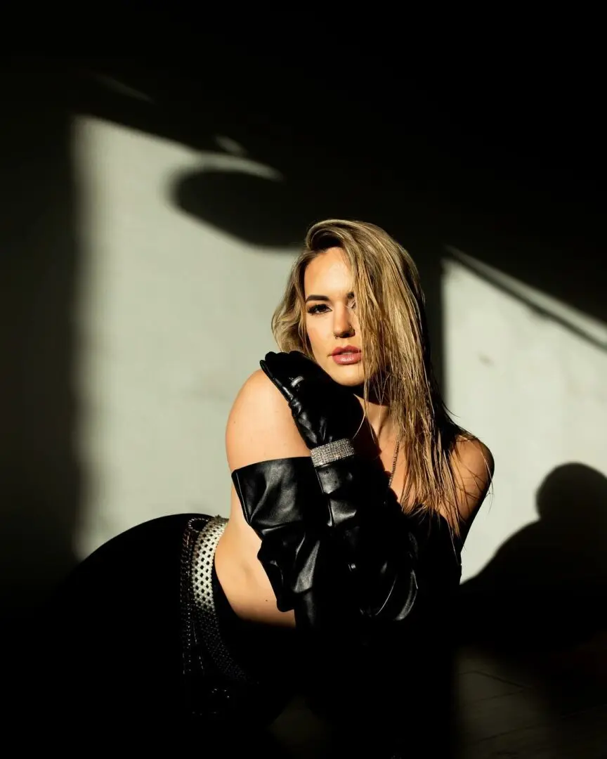 Así es la Modelo que reclutó el FBI