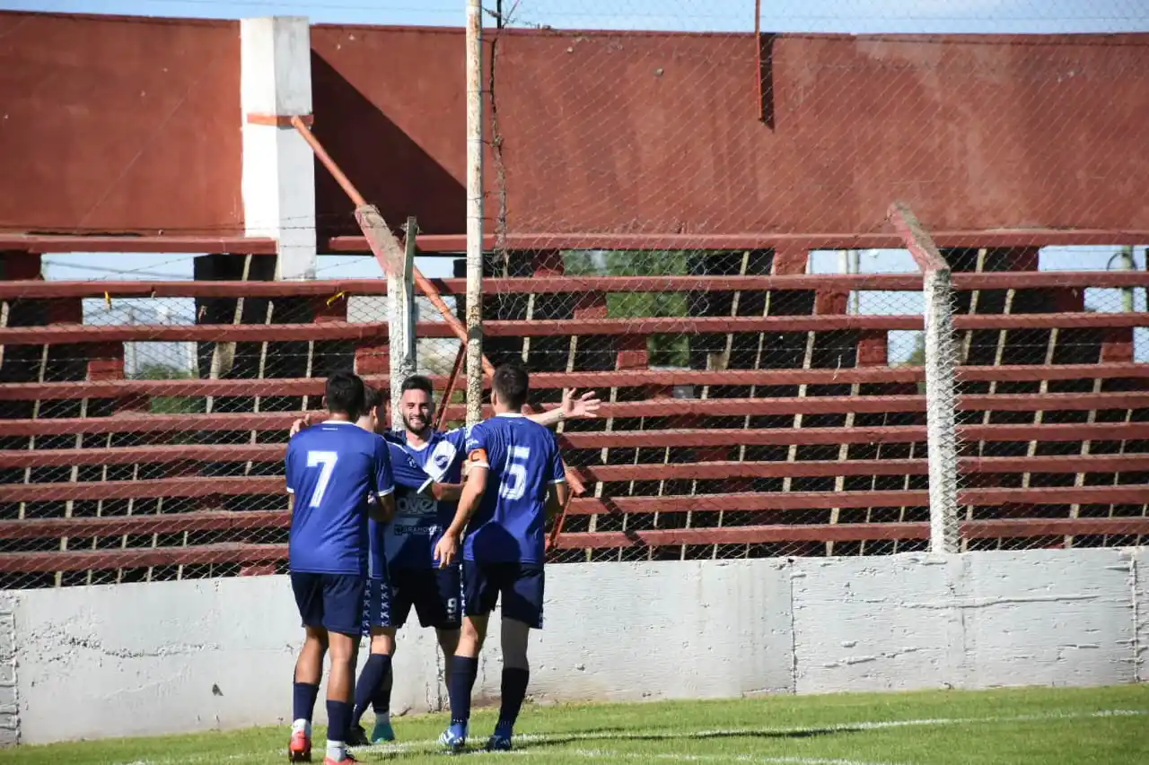 Ben Hur no encuentra el ritmo de visitante: en 5 minutos le dieron vuelta el partido y cayó 2 - 1 en Chivilcoy