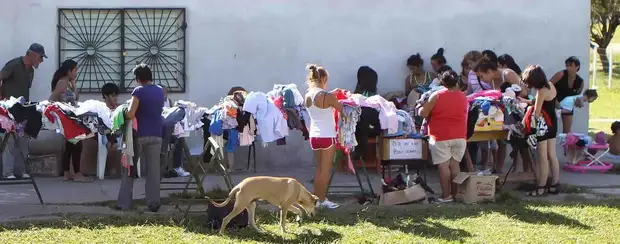 Actividades en el comedor “Hogar de Día” que funciona en el salón “Hermana Cecilia”