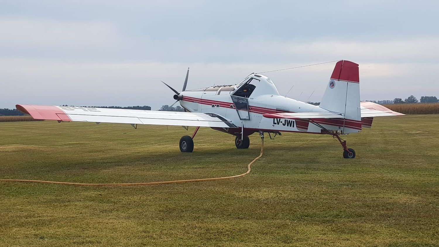 Incendios en islas: Génova consideró que si hubiera un avión hidrante en San Pedro “sería otra cosa”