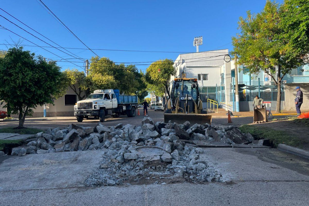 Varias calles muy transitadas estarán cortadas una semana por distintas obras de bacheo