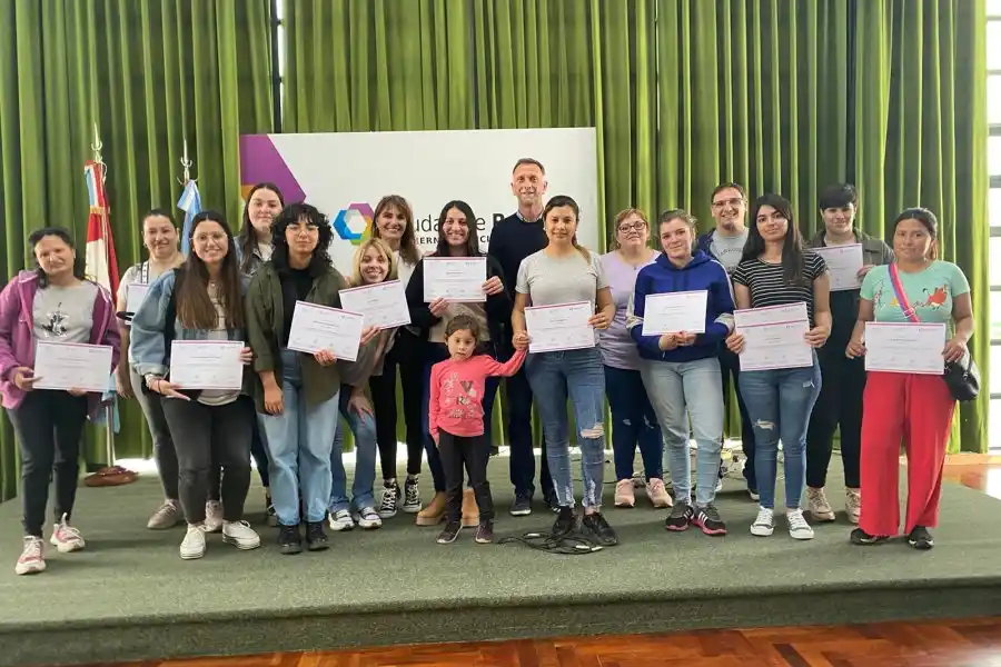 Elegí Digital Violeta capacitando a mujeres en nuestra ciudad