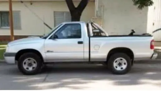 Sustraen una camioneta a un transportista en pleno centro