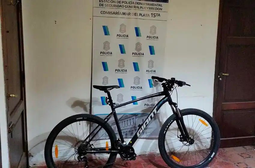 Recuperan una costosa bicicleta que habían robado a un trabajador