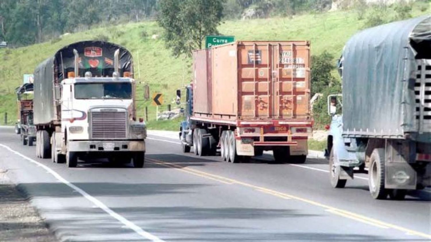 Aduaneros y transportistas evalúan OBSTÁCULOS que se encontrarán ante reapertura de la frontera