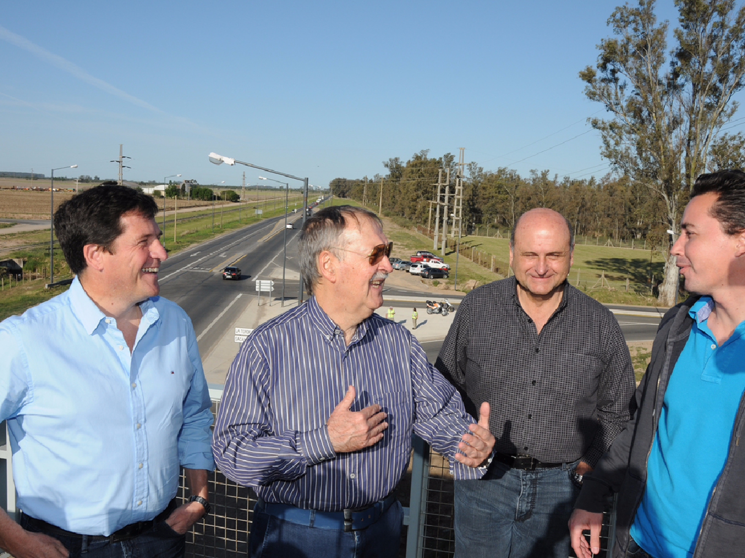 Schiaretti recorrió la obra del Puente de Circunvalación que unirá Arroyito, Sacanta y La Tordilla