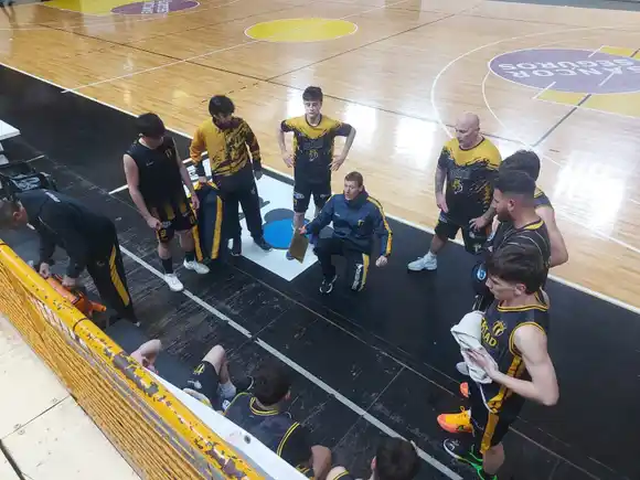 Libertad cerró la fecha con una gran victoria ante Quilmes y sigue firme en el Pre Federal