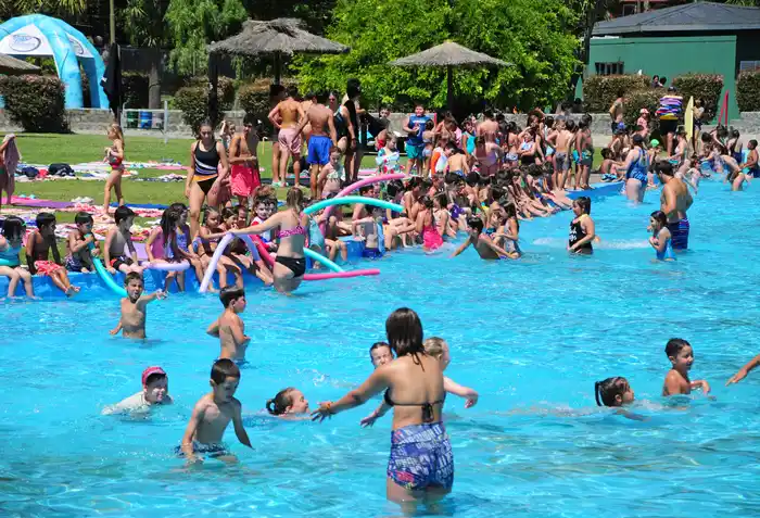 Realizarán el miércoles y el jueves las reuniones de padres del segundo contingente de la Colonia
